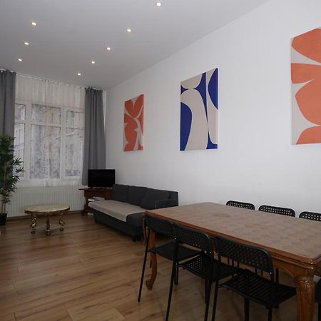St Thomas House Villa Antwerpen Bagian luar foto